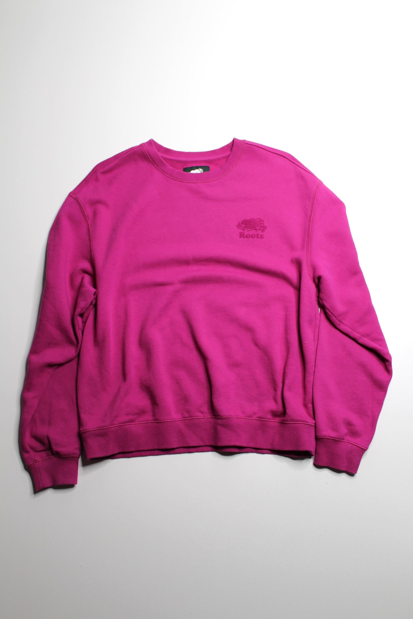 Roots fuchsia ‘cooper’ crewneck sweatshirt, size small (relaxed fit)