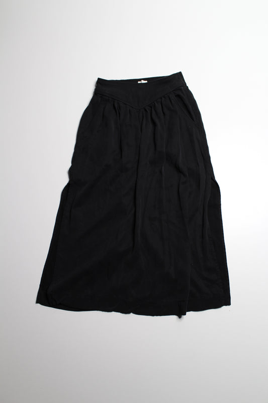 Aritzia Wilfred black ‘Gabrielle’ midi skirt, size xs