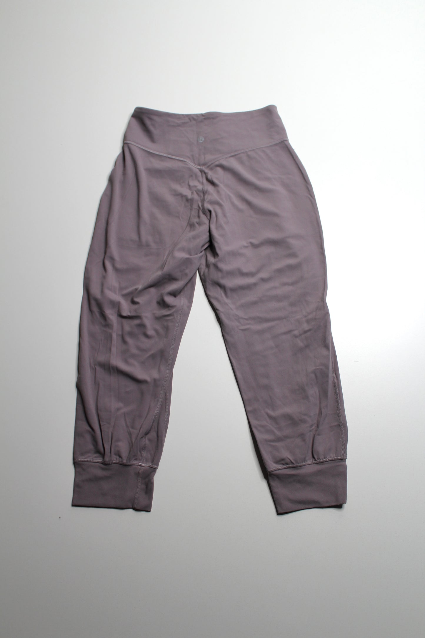 Lululemon ‘align’ crop jogger, size 6 (23”)