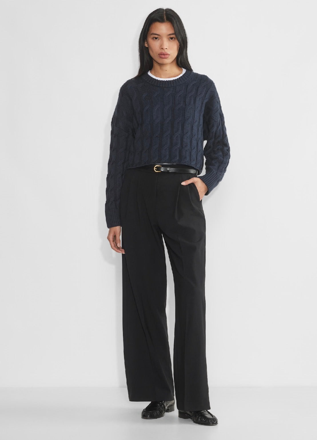 Aritzia navy cable knit ‘glory’ merino wool cropped sweater, size small (oversized fit)