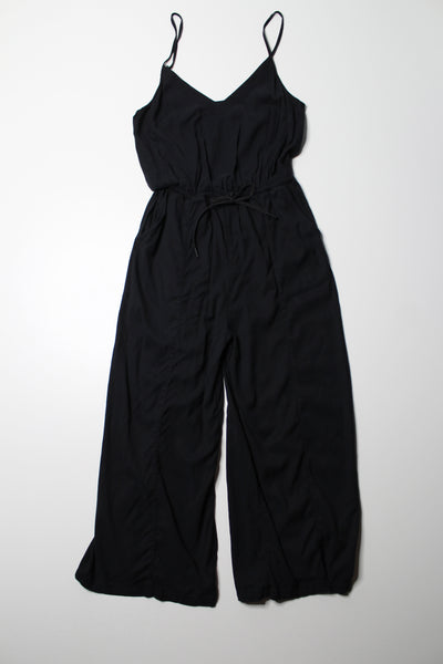 Lululemon black ‘day to night’ wide leg jumpsuit, size 6