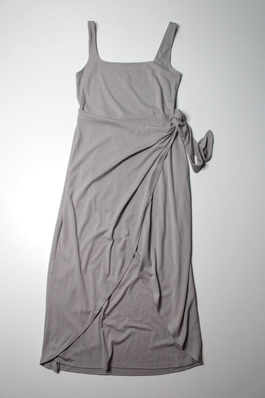 Aritzia Wilfred light grey ‘Saturn’ midi faux wrap dress, size large
