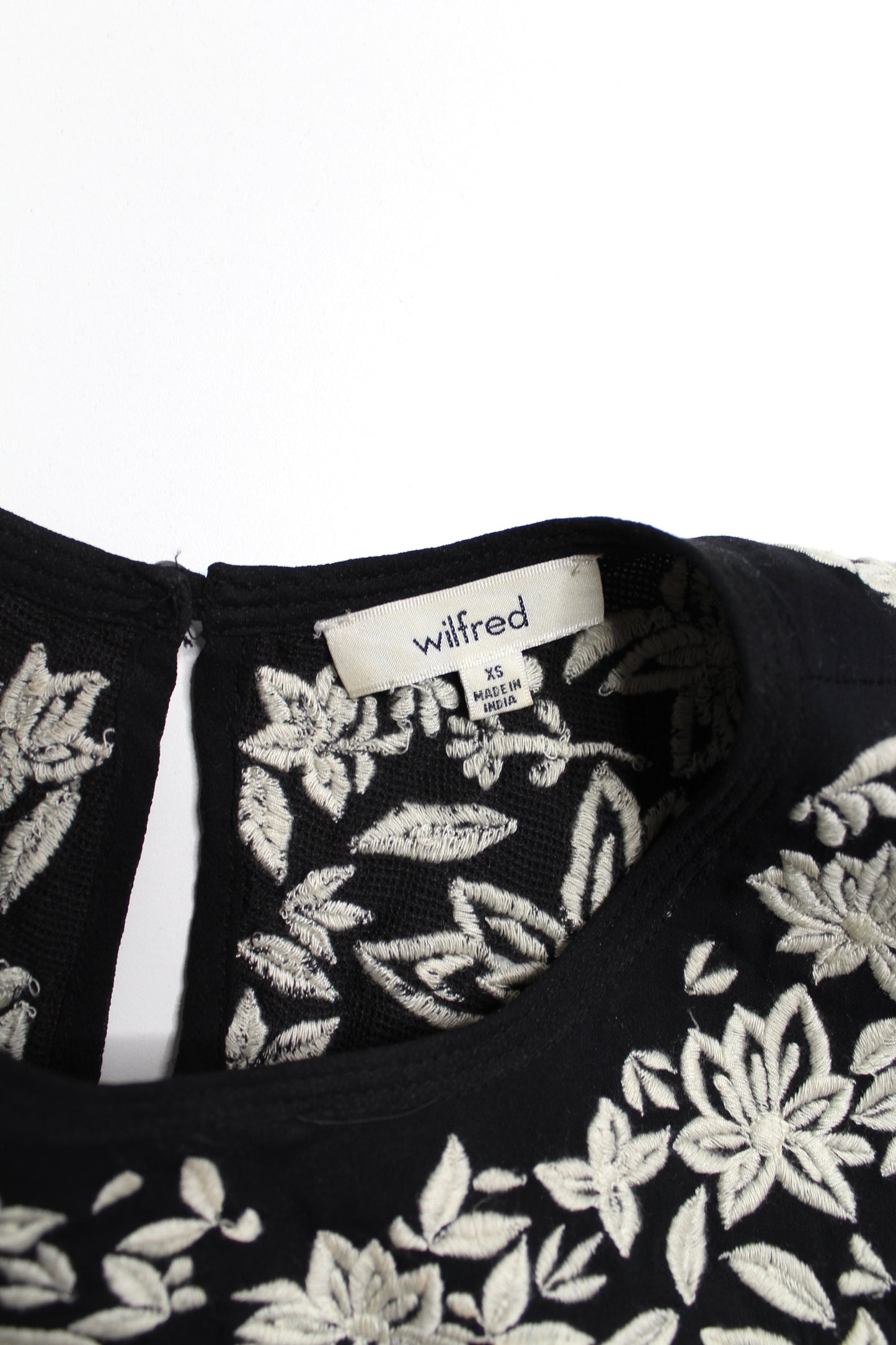 Aritzia black dress, size xs (loose fit)