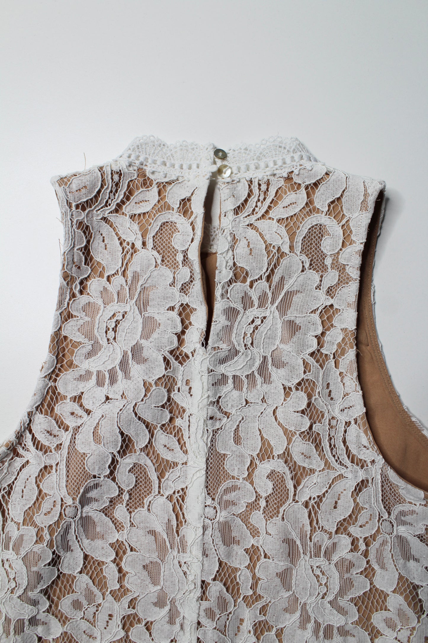 Entro white lace/nude overlay shift dress, size 4 (additional 20% off)