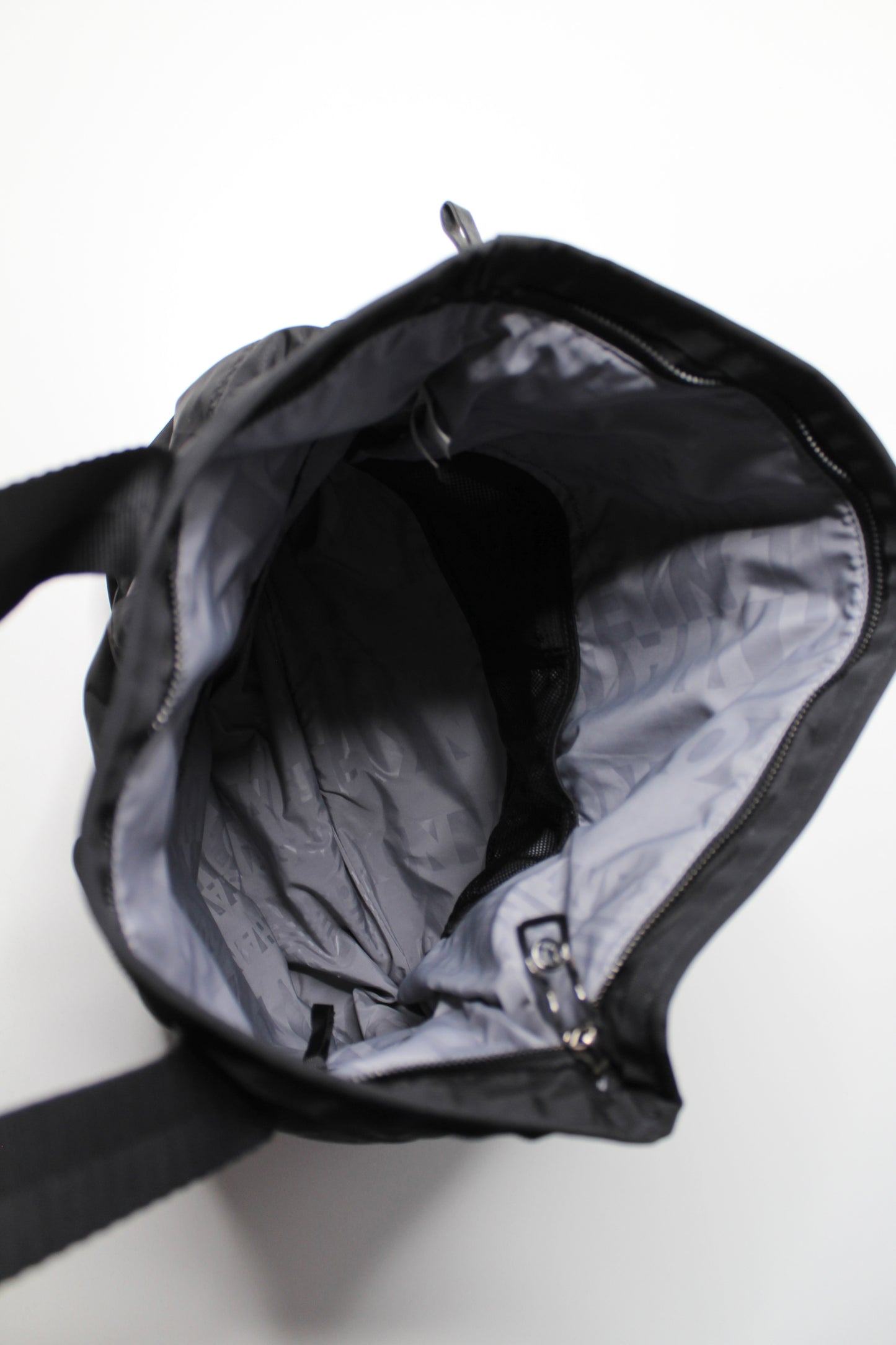 Lululemon black ‘flow and go’ tote