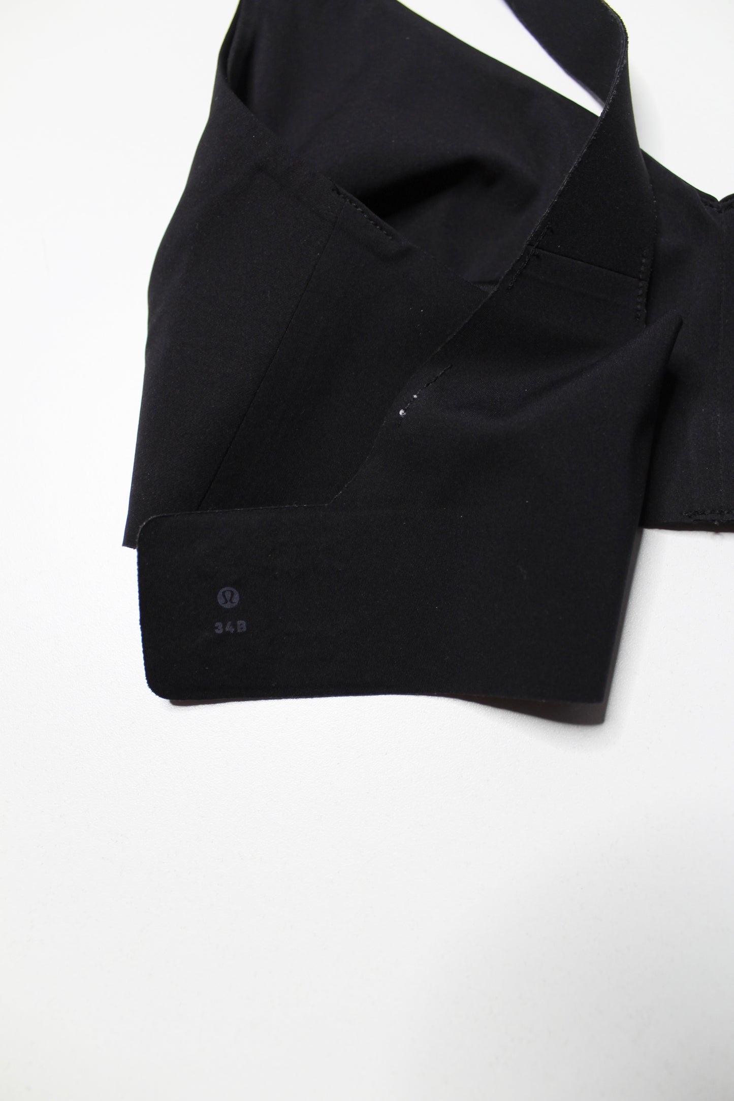 Lululemon black ‘like nothing’ bra, size 34B