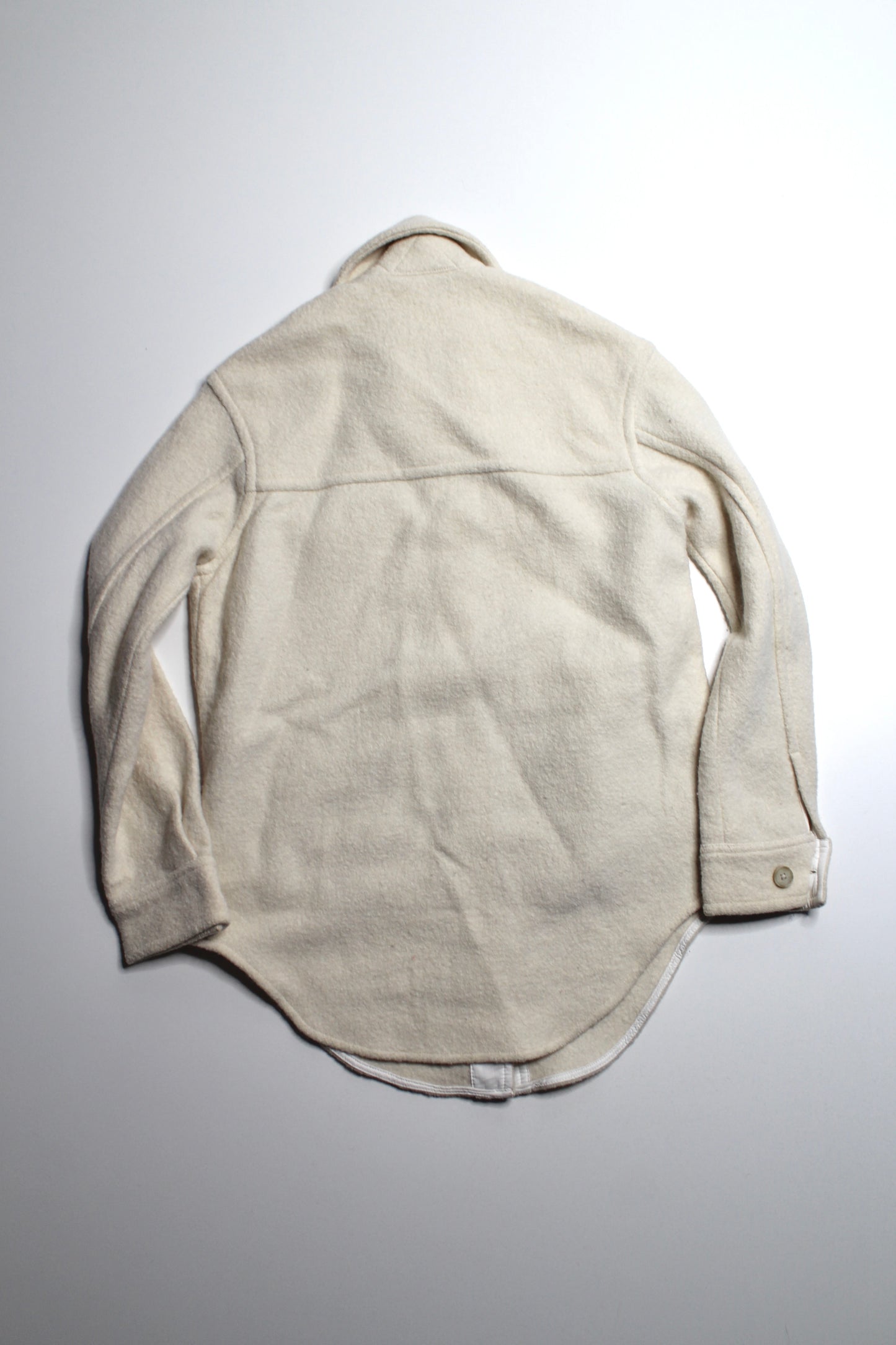 Aritzia wilfred free cream shacket, size xxs (oversized fit)