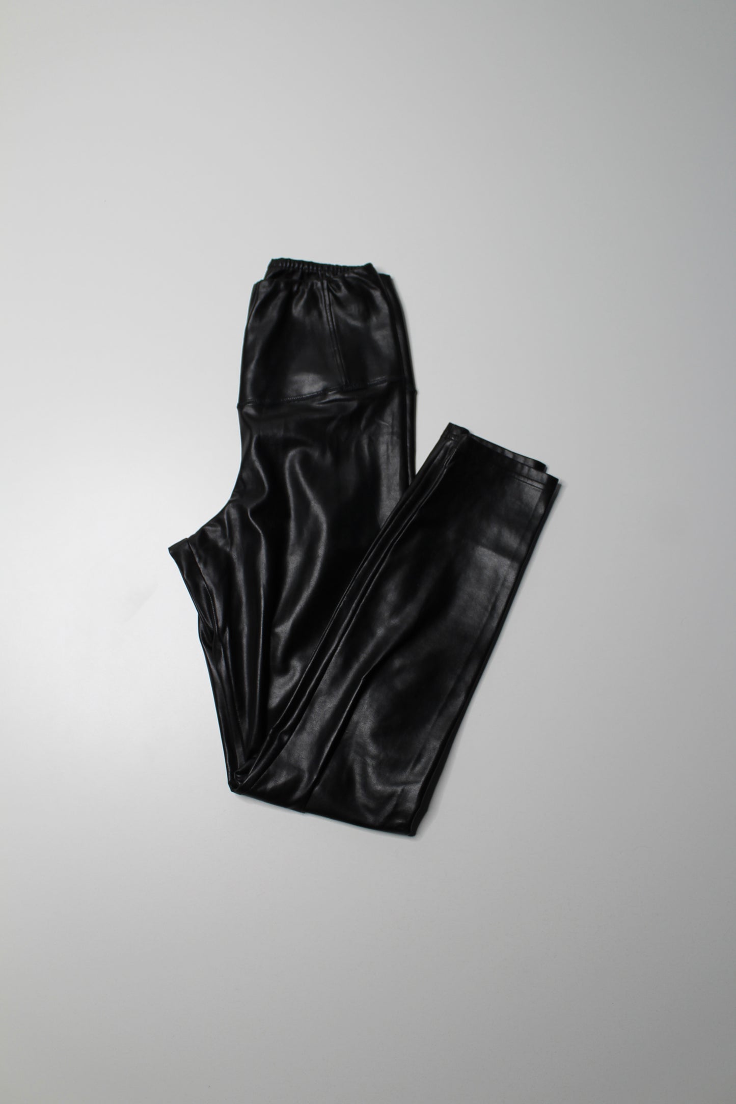 Aritzia Wilfred Free black 'daria' faux leather legging, size xs *ankle length (sale: was $48)