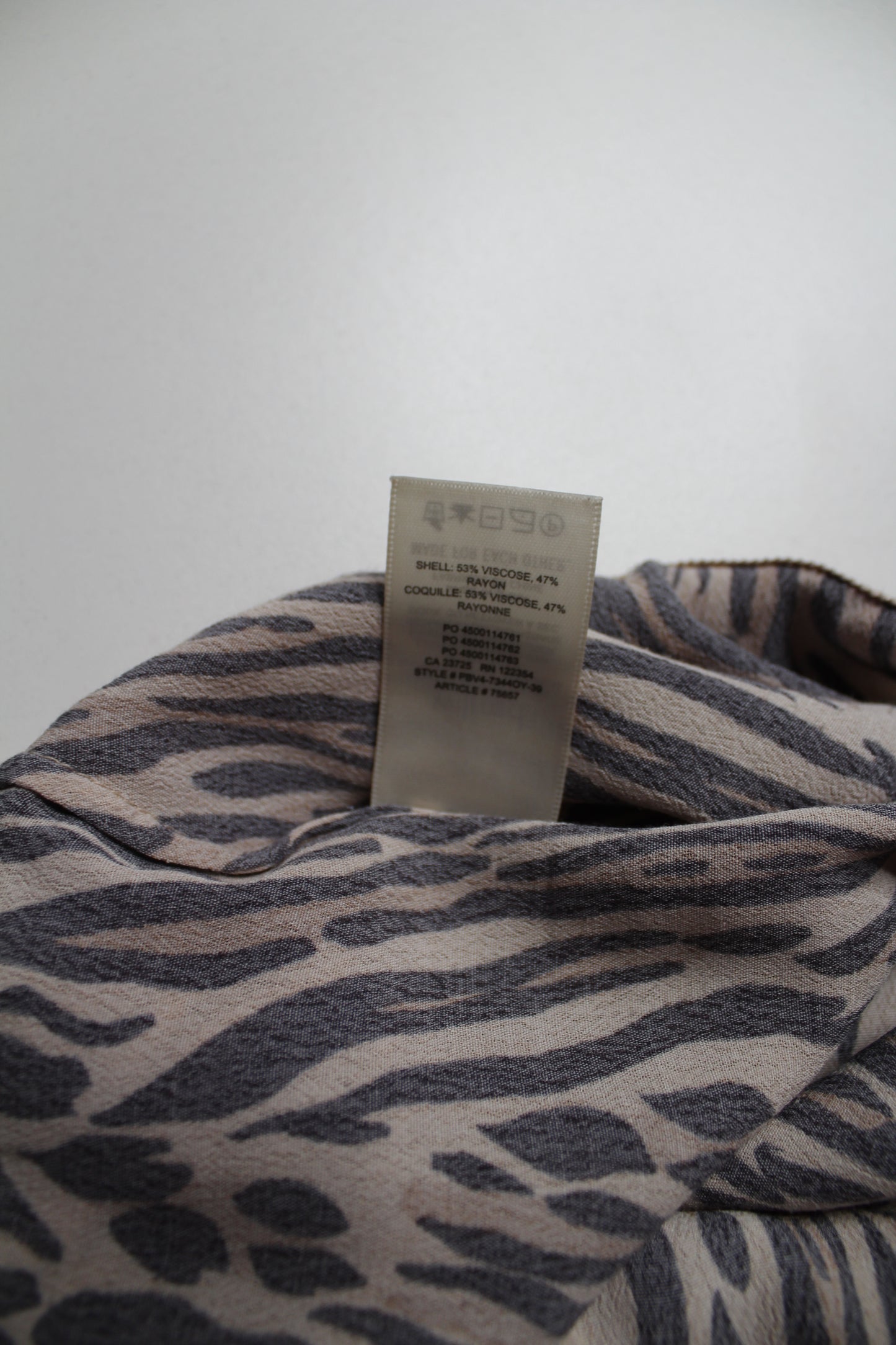 Aritzia Wilfred skirt, size 2