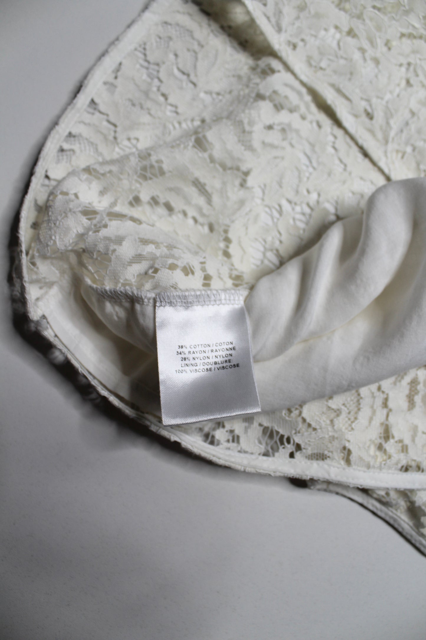 Judith & Charles ivory lace sleeveless blouse, size 4