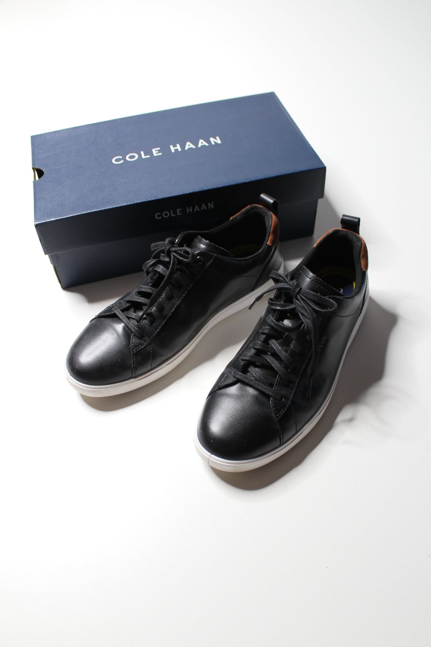 Mens Cole Haan black leather/tan ‘grand crosscourt’ sneaker, size 9 *new in box (sale: 10% off)