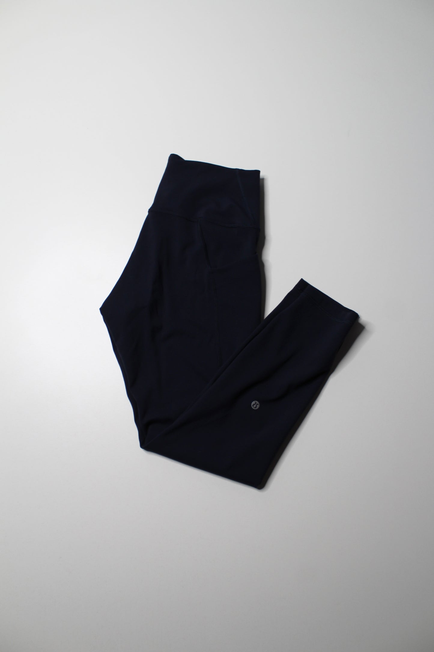 Lululemon true navy ‘wunder train’ tights, size 10 (25”)