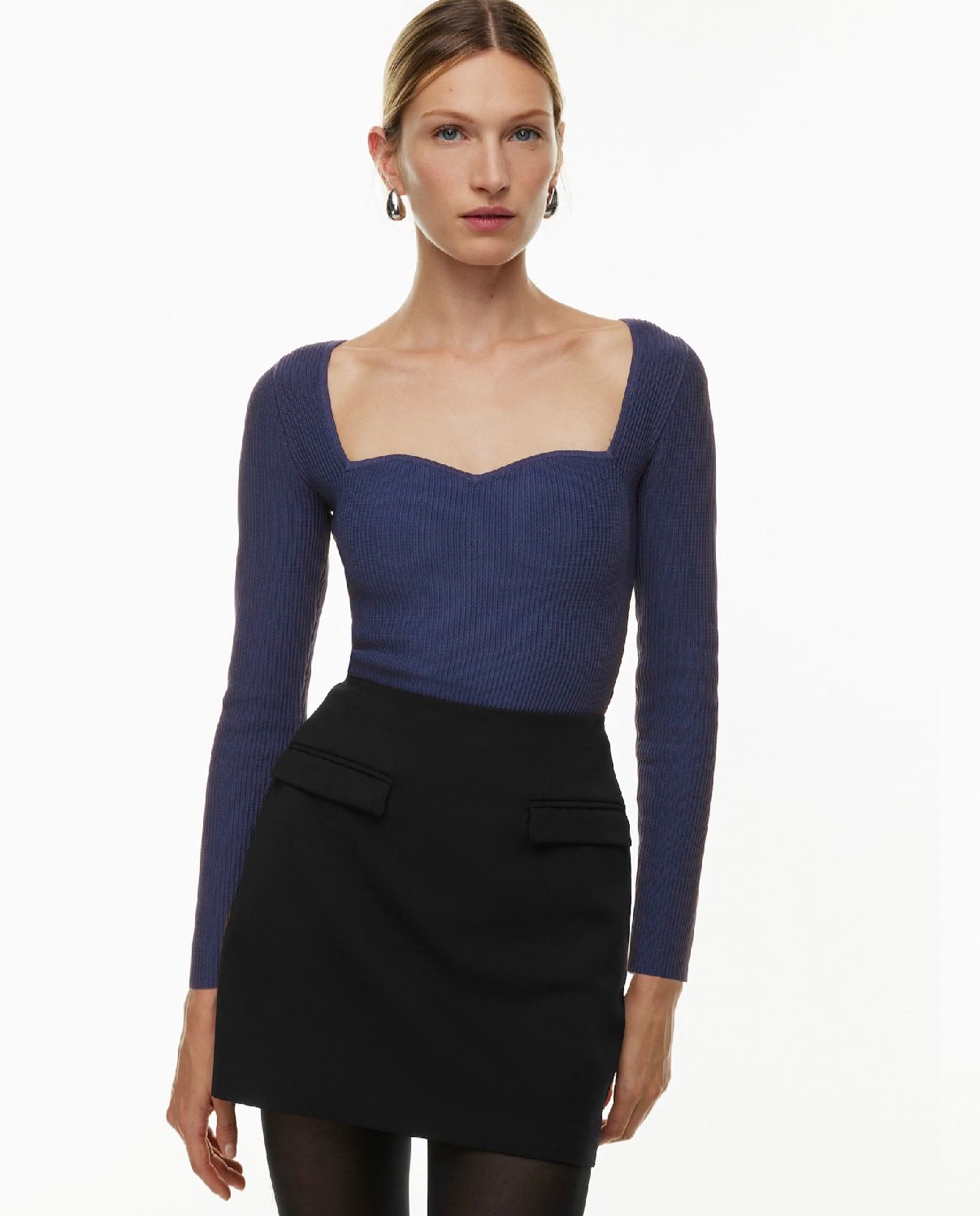 Aritzia Wilfred sweetheart neck ‘sculpt knit’ long sleeve, size small
