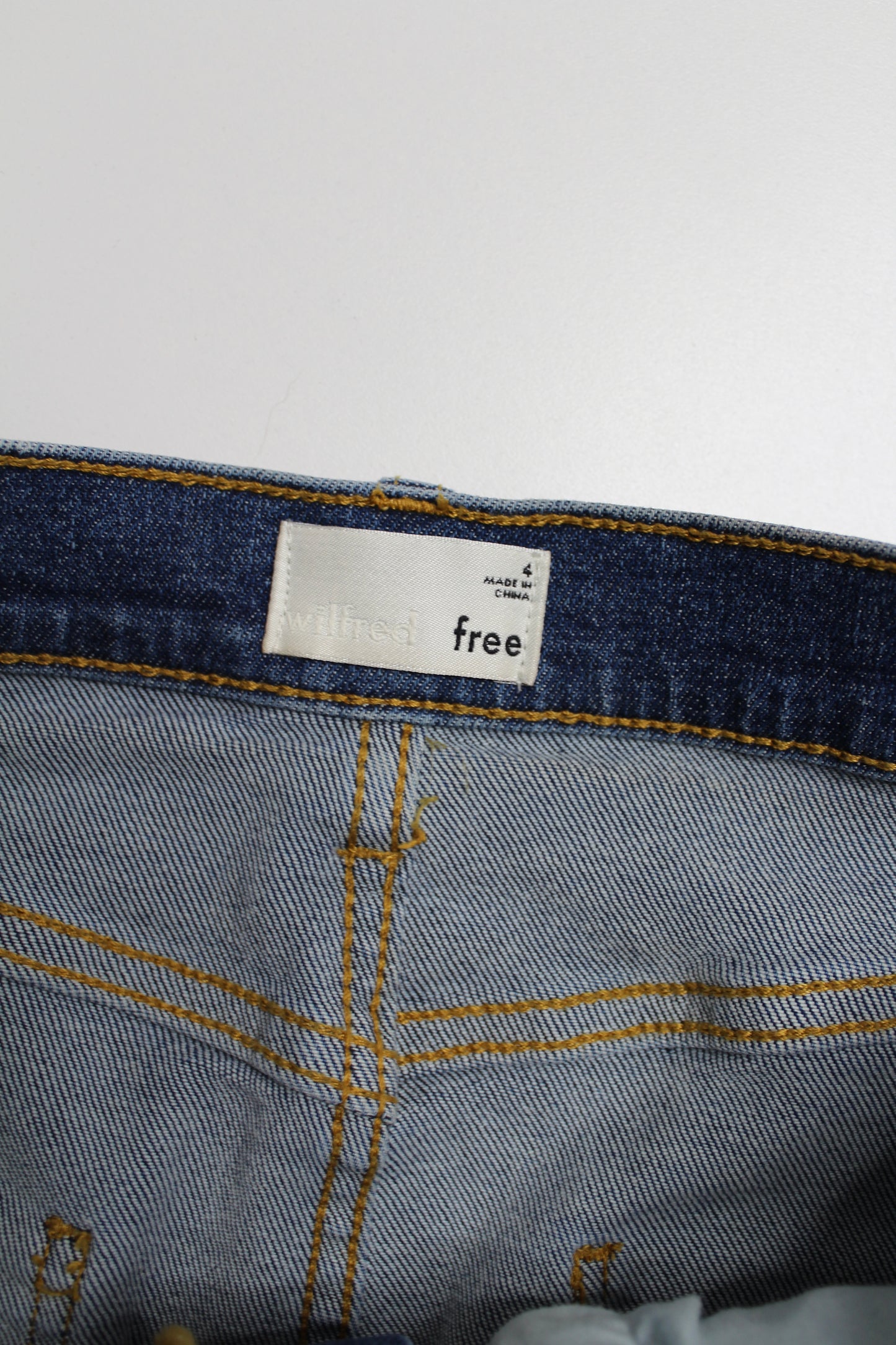 Aritzia Denim Forum jean mini skirt, size 4 (size small)