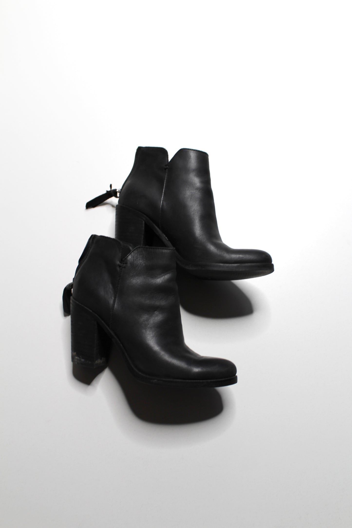 B.P. (Nordstrom) ankle boot, size 6 (additional 50% off at checkout)