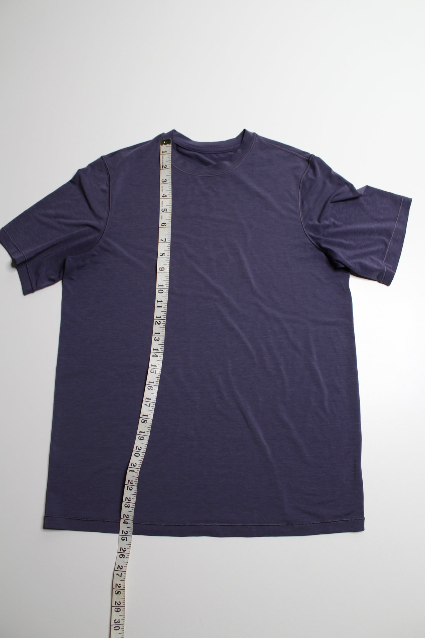 Lululemon purple modal t shirt, no size. Fits like small