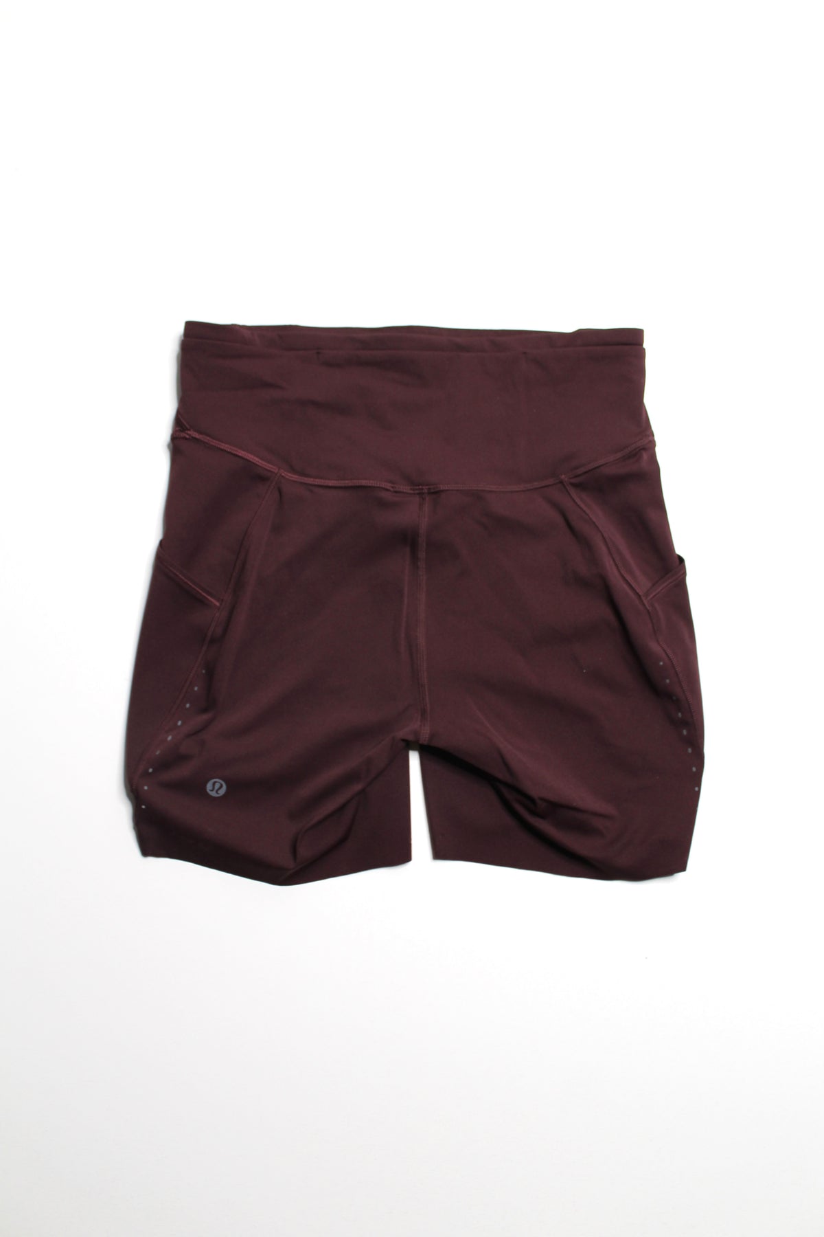 Lululemon good night plum ‘Fast and Free’ High-Rise shorts, size 8 (6”)
