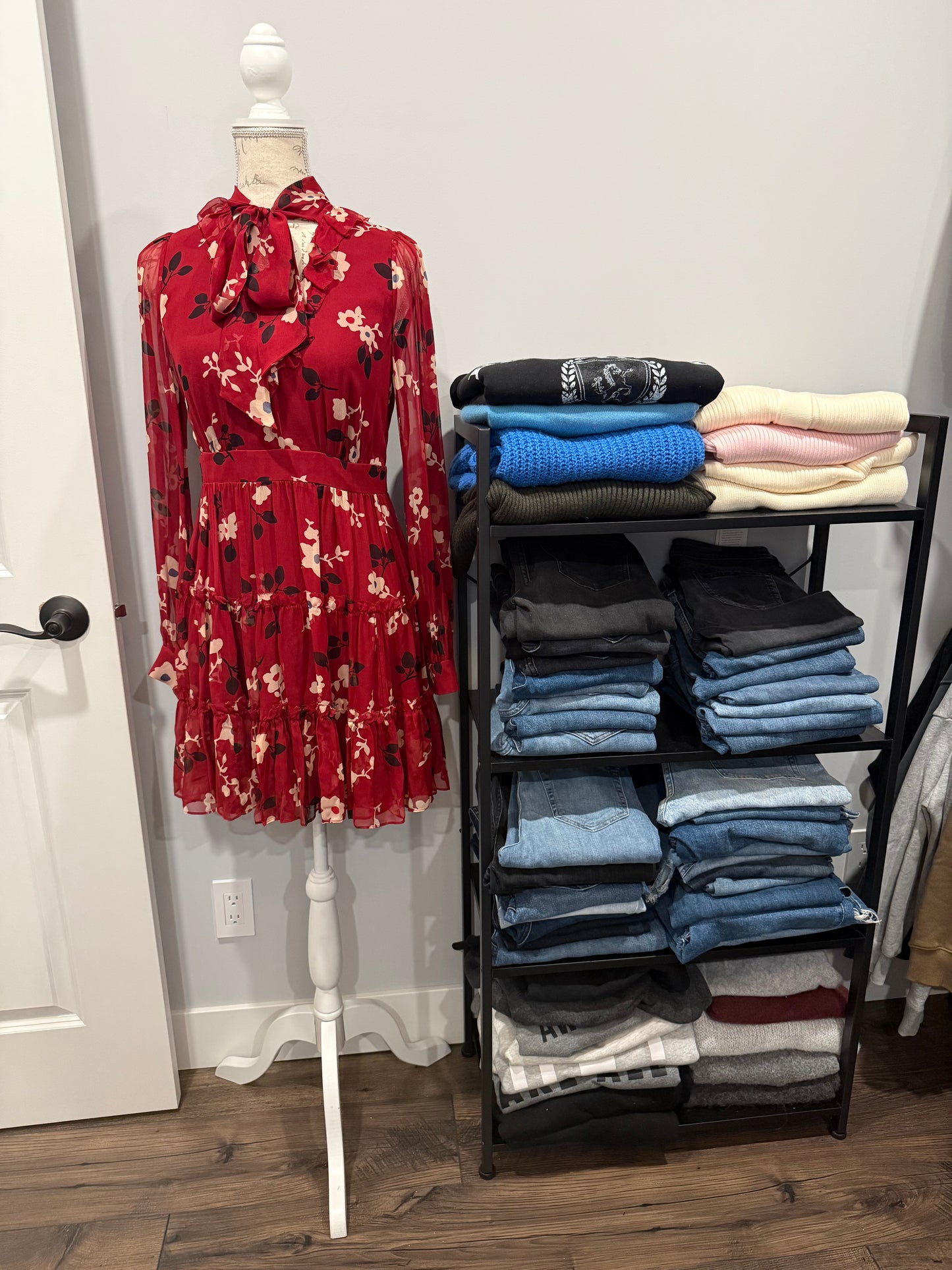 Kate Spade red chiffon floral dress, size 4 (size small) (was $78)