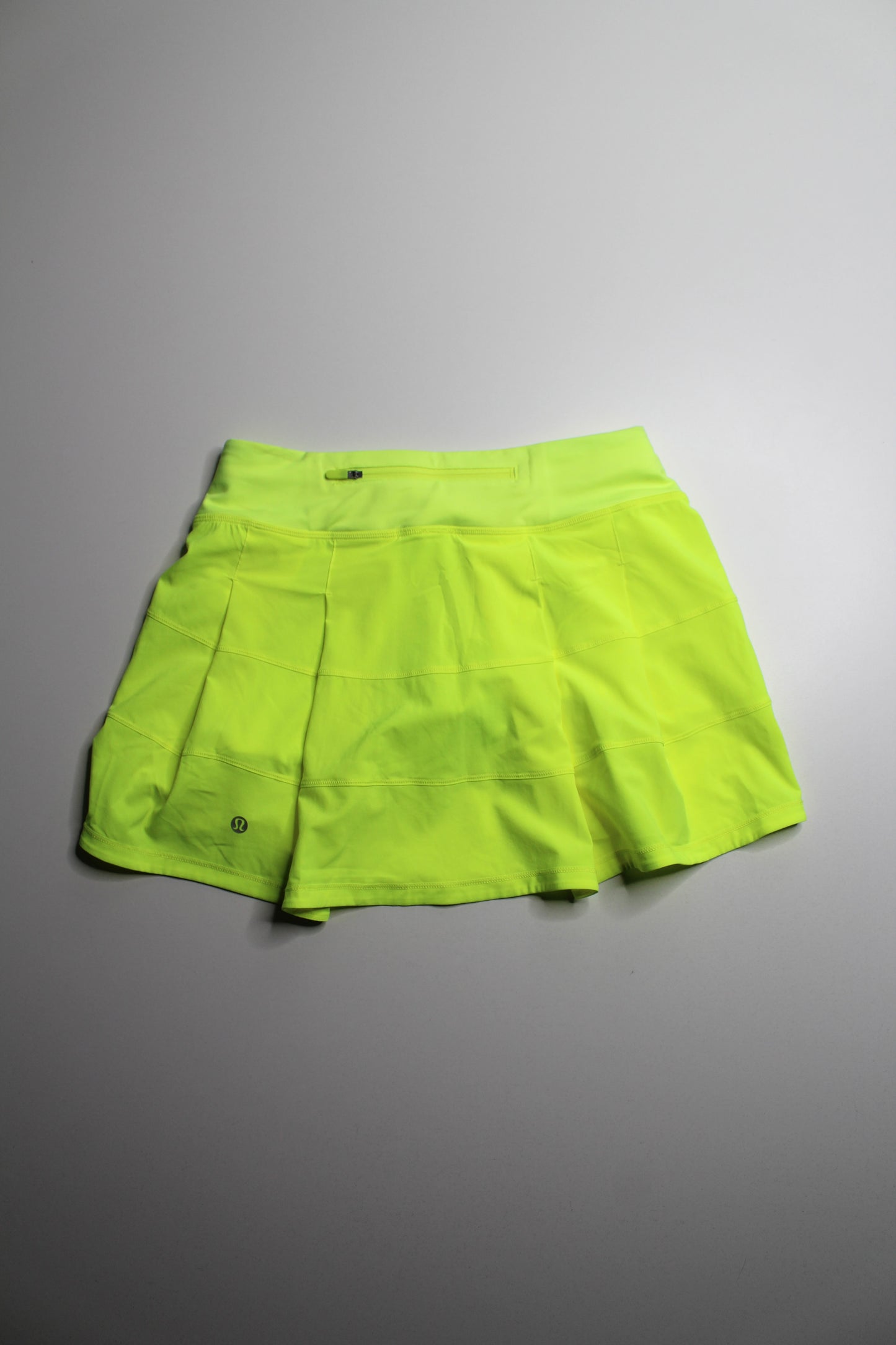 Lululemon neon ‘pace rival’ skirt, size 4 *regular length