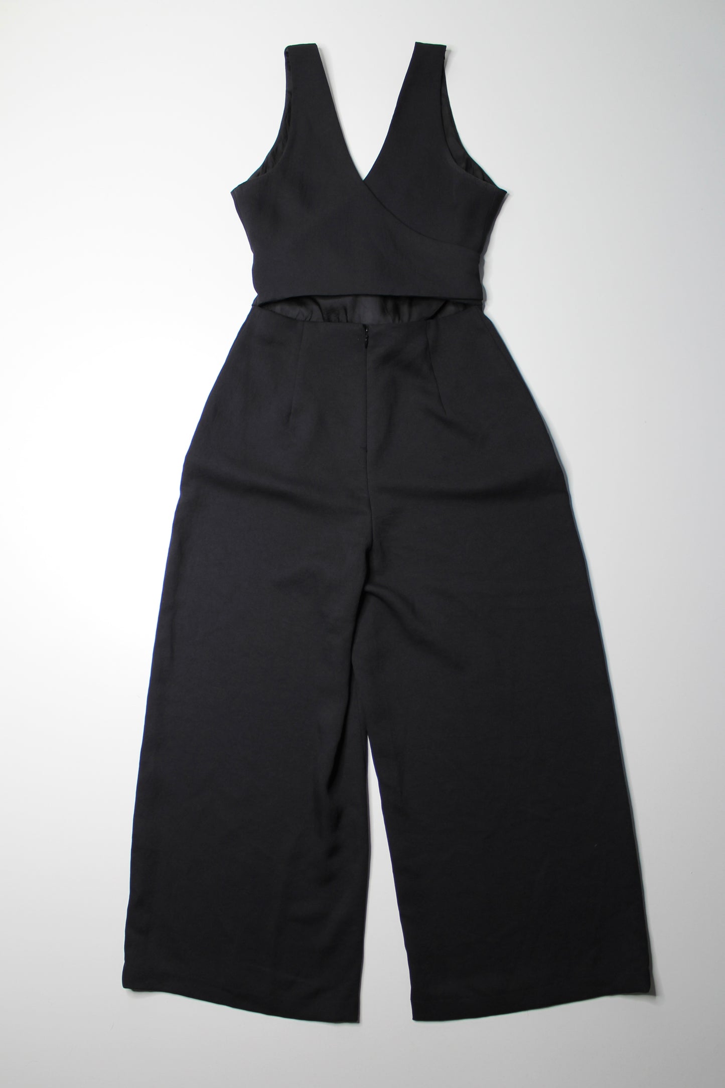 Aritzia wilfred black ‘ecoulement’ wide leg jumpsuit, size 8 (medium)