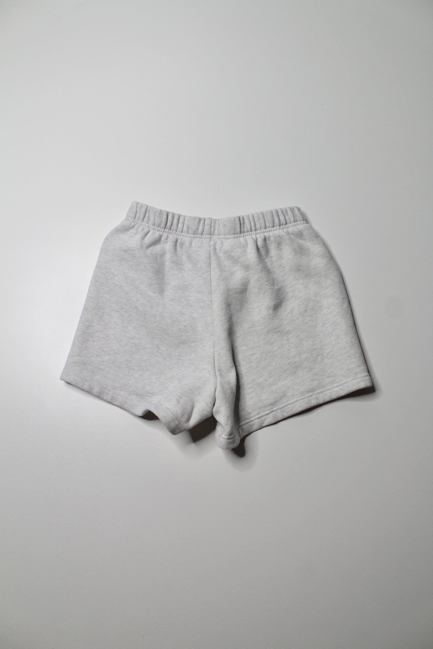 Aritzia TNA heathered grey cozy sweat fleece shorts, size xs