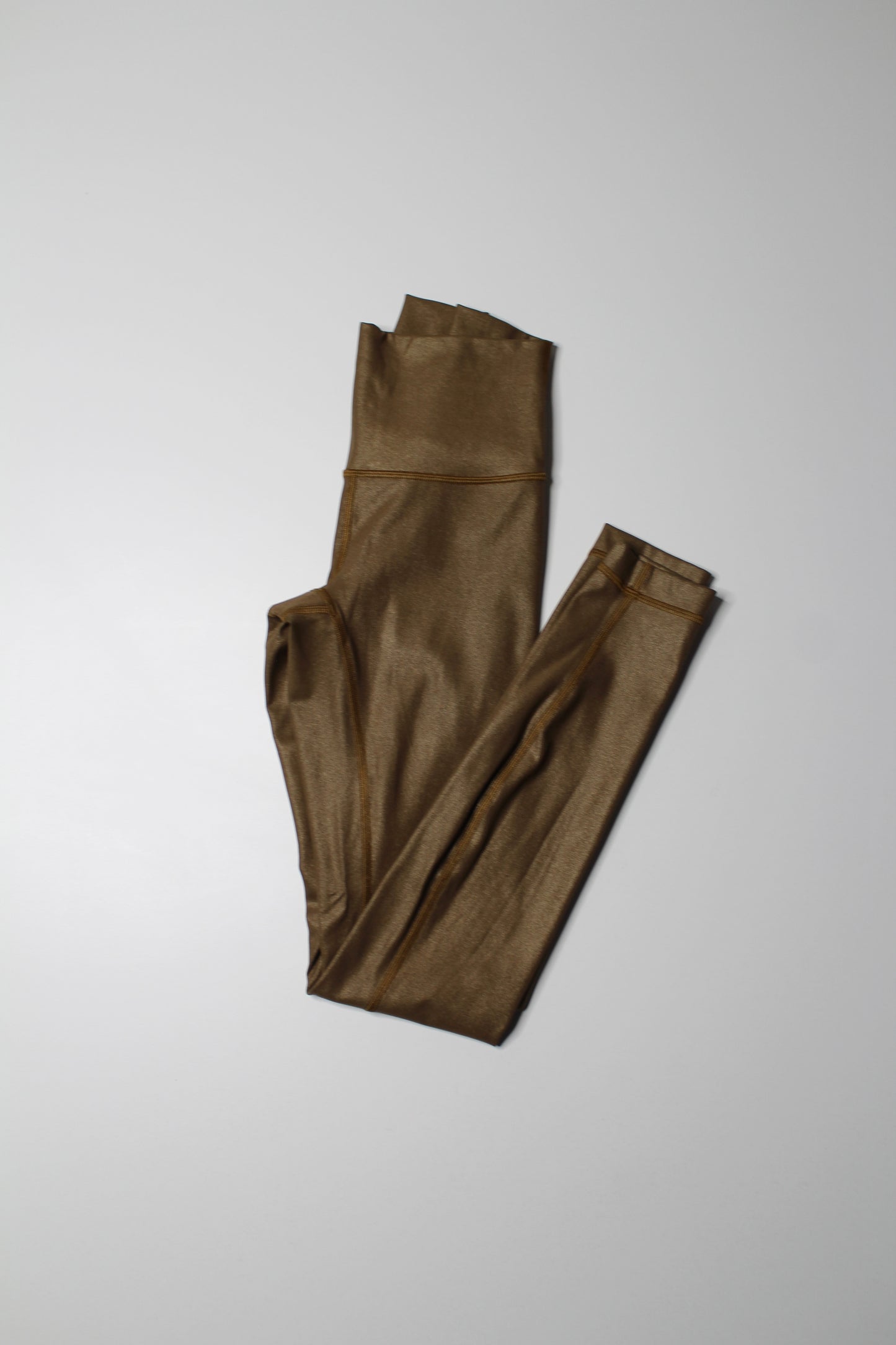 Lululemon matte copper foil ‘wunder under’ leggings, size 2 (matching bra available)