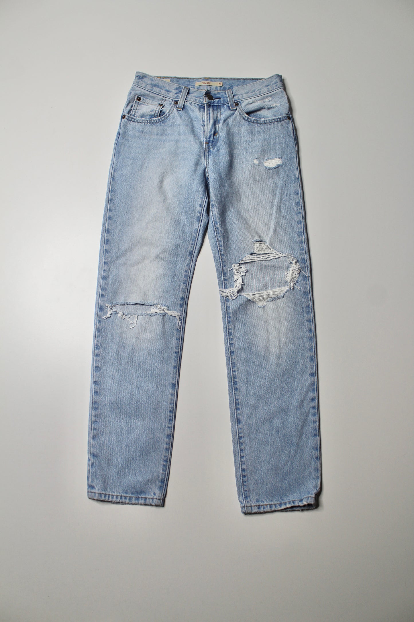 Levi's ‘middy straight leg’ jeans, size 24