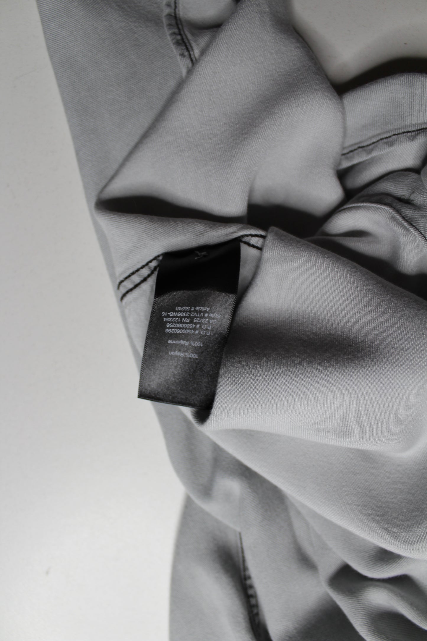 Aritzia Talula button up long sleeve, size small