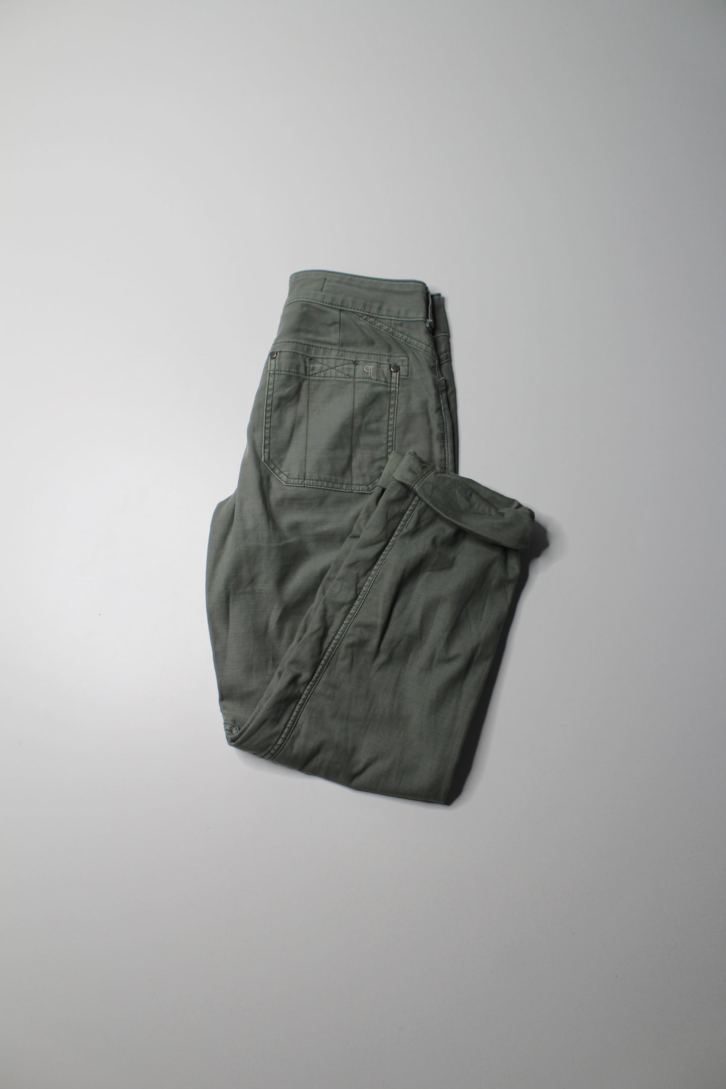 Anthropologie Pilcro sage green pant, size 25 (relaxed fit)