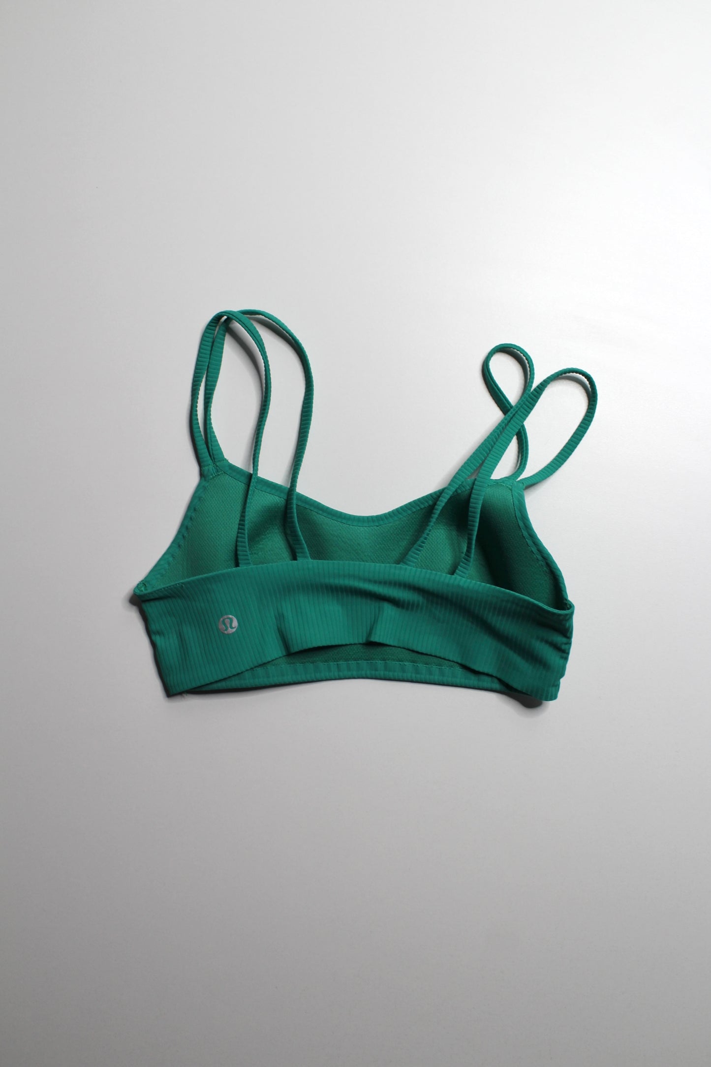 Lululemon cascadia green ‘like a cloud’ bra, no size. Fits like 4 *ribbed