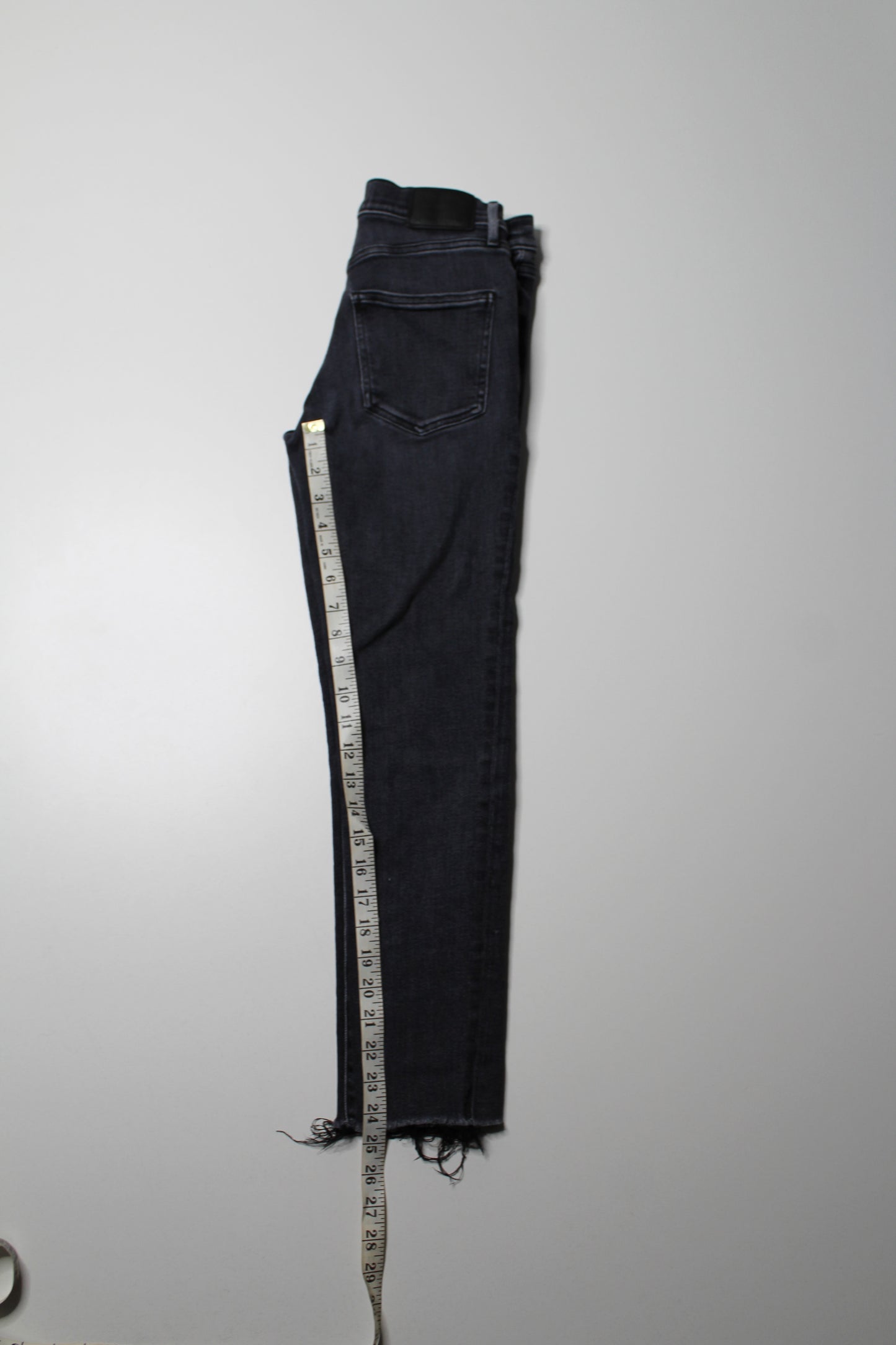 Aritzia Denim Forum black eyeliner ‘nico mid rise skinny’ jeans, size 27 (additional 10% off)