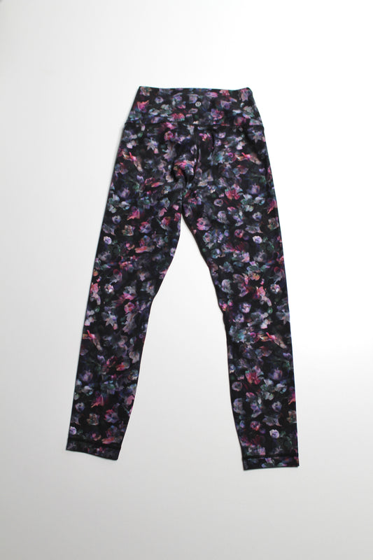 Lululemon floral ‘wunder under’ leggings, size 6 (25”)