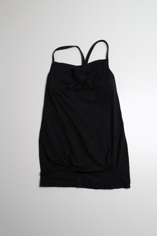 Lululemon black tank, no size. Fits like small (fits 4/6) (price reduced: was $25)