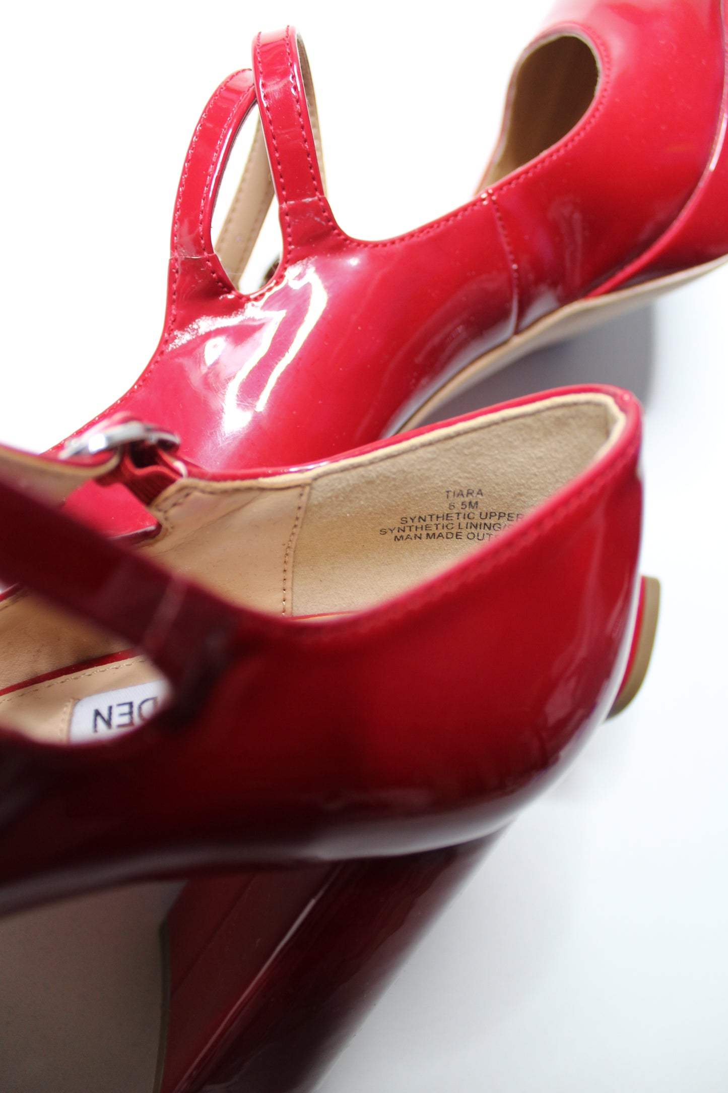 Steve Madden red ‘tiara’ Mary jane chunky platform heel, size 6.5 (was $48)