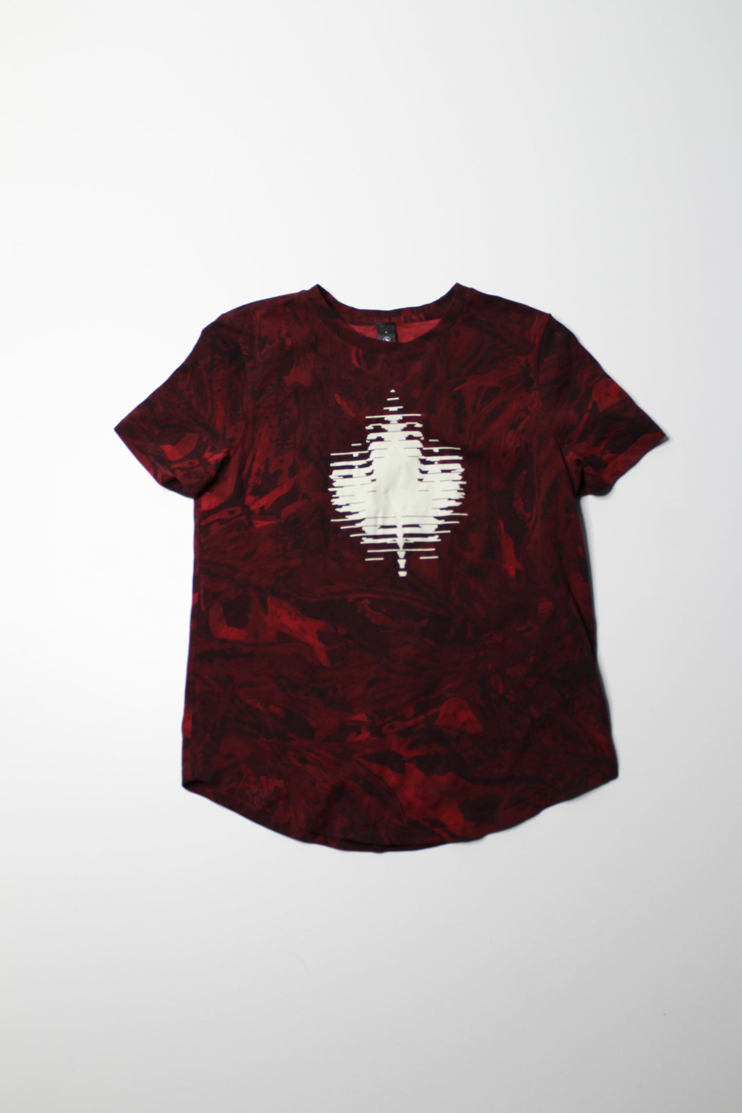 Lululemon ‘love crew’ t shirt, size 4 *Team Canada