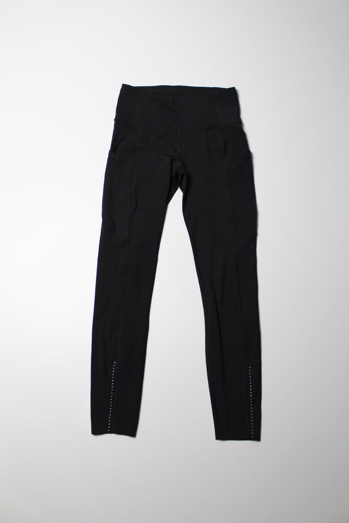 Lululemon black ‘fast and free’ tight, size 4 (25) * reflective (sale: was $58)