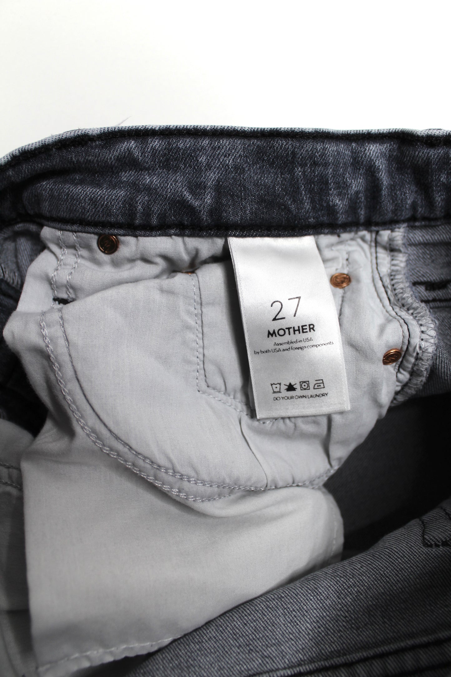 Mother static ‘the tomcat ankle fray’ denim, size 27 (26”)