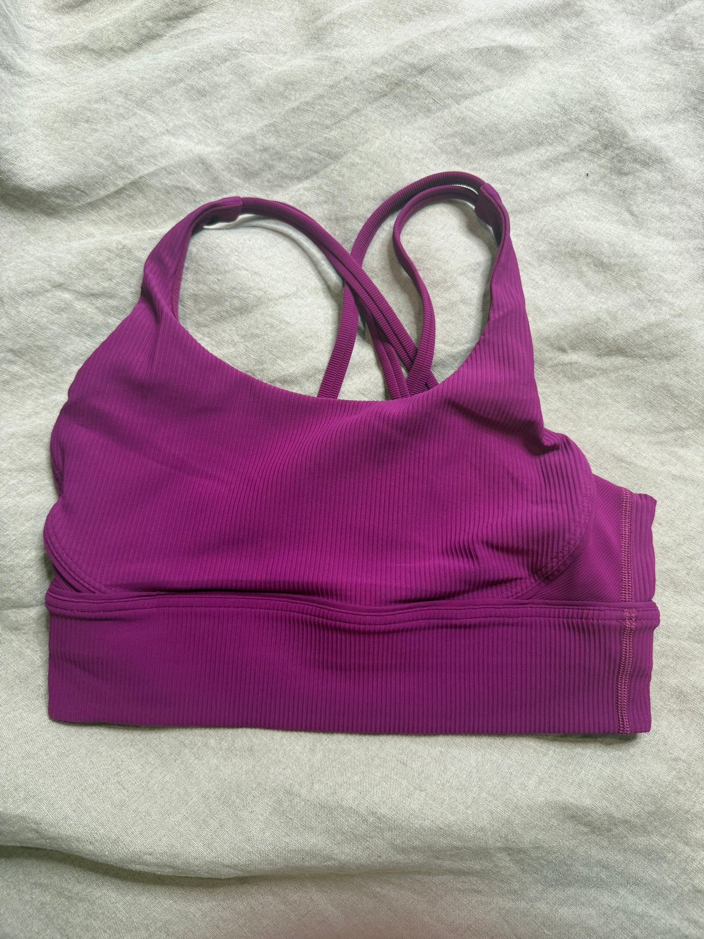 Lululemon deep fuschia ‘energy’ bra long line ribbed, size 8