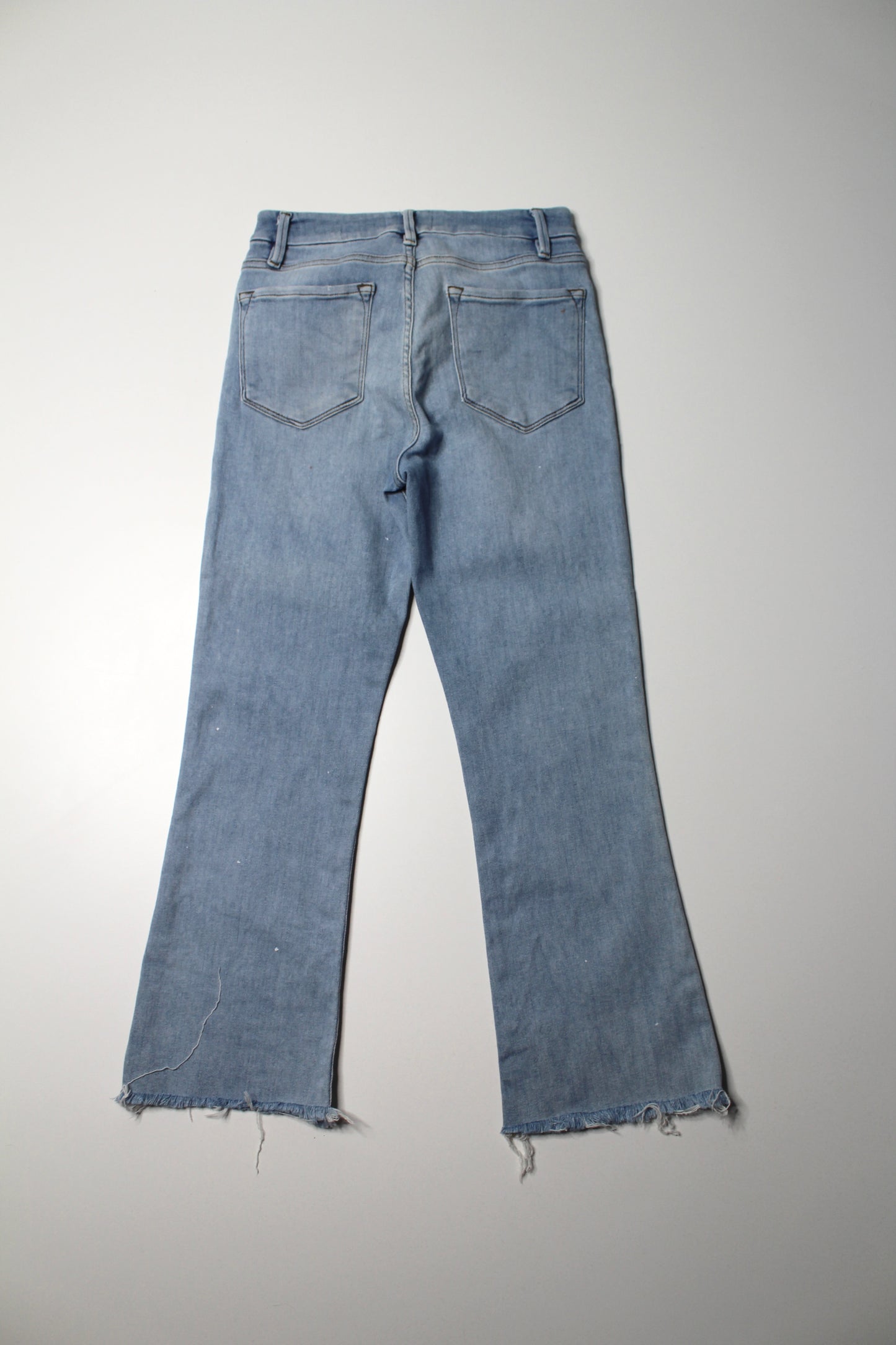 FRAME  light wash ‘le crop mini boot’ high rise denim jeans, size 27 (24”)