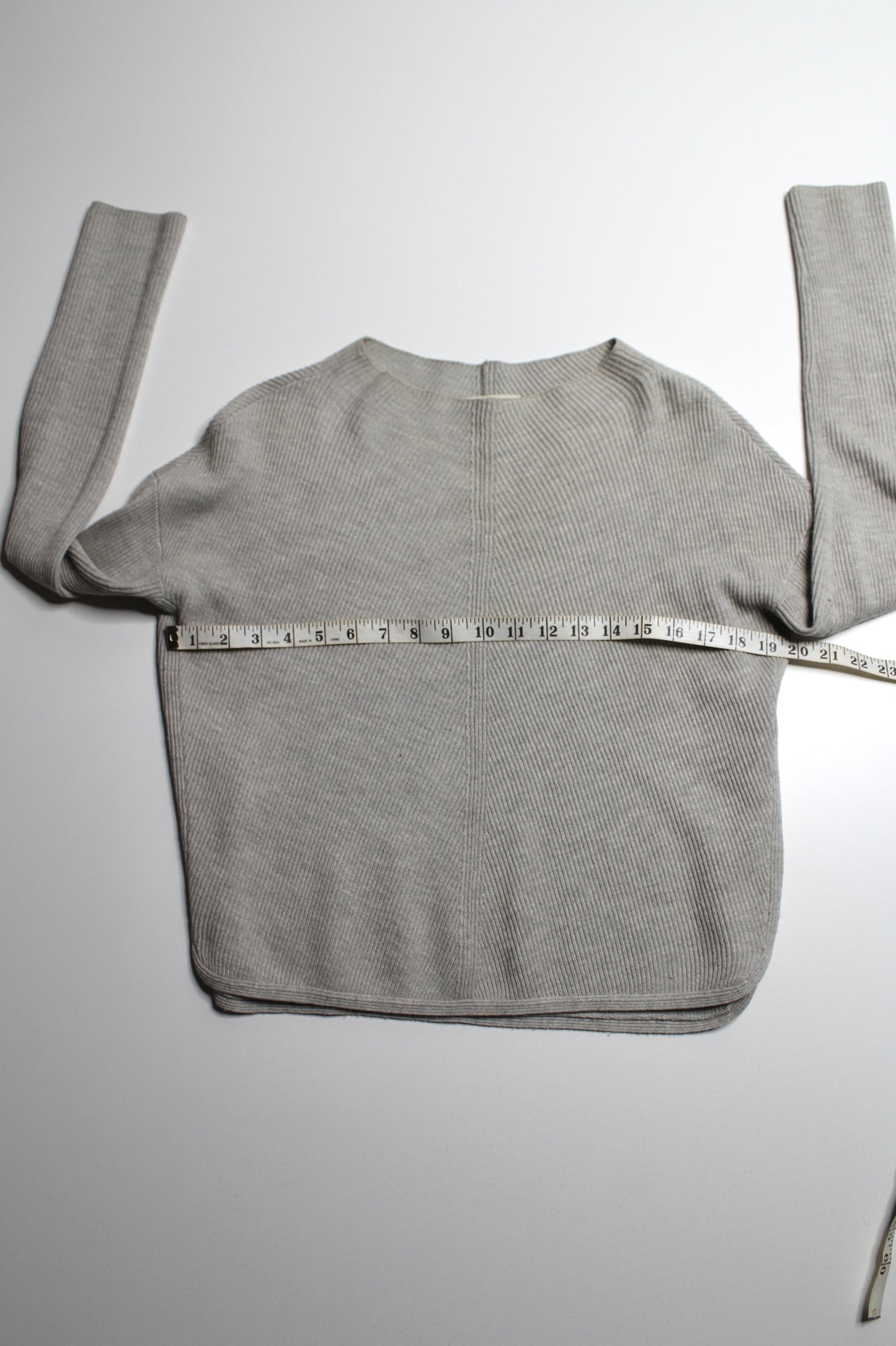 Aritzia Babaton long sleeve, size xxs (oversized fit) (fits xxs/xs)