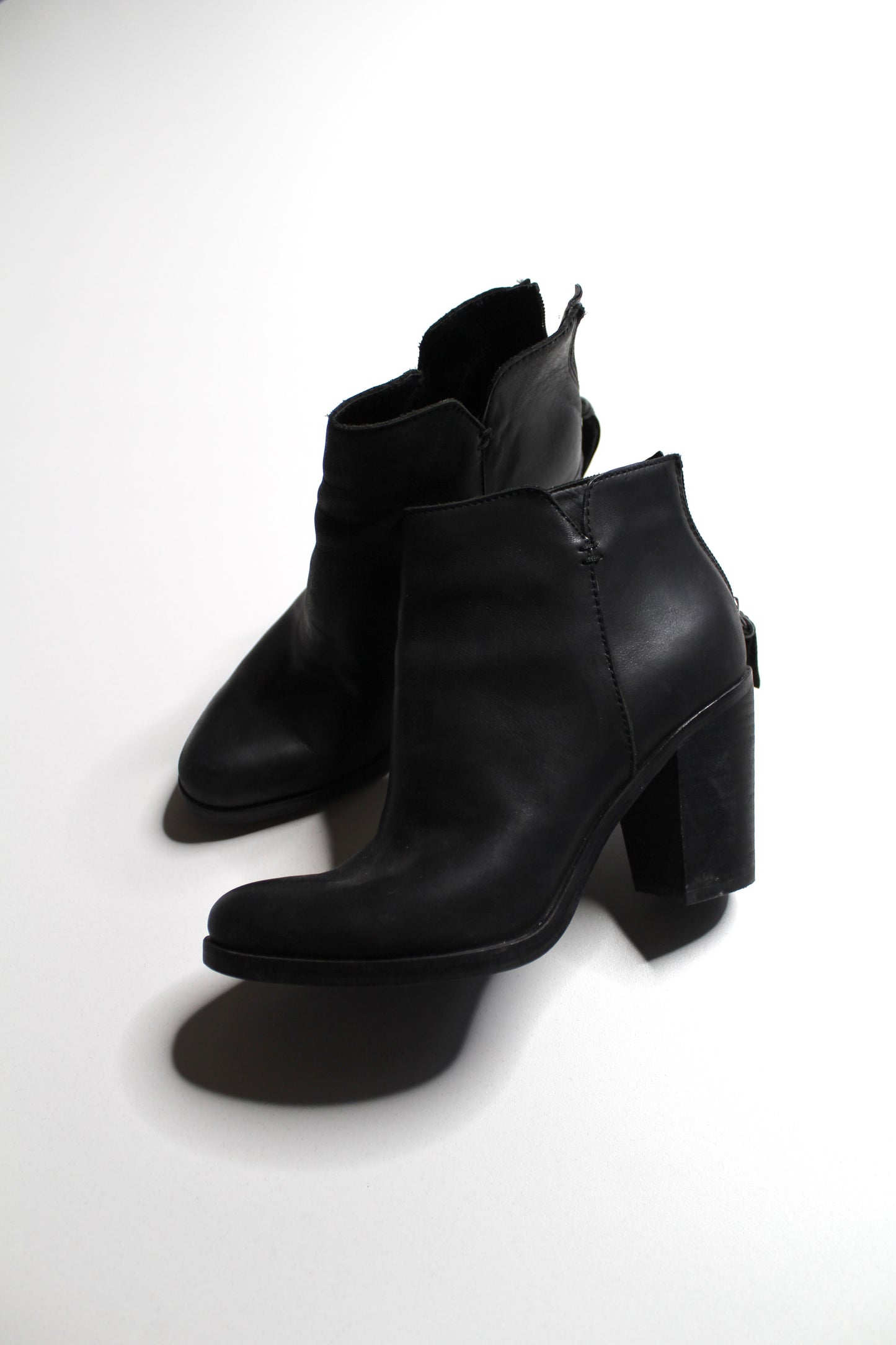 B.P. (Nordstrom) ankle boot, size 6 (additional 50% off at checkout)