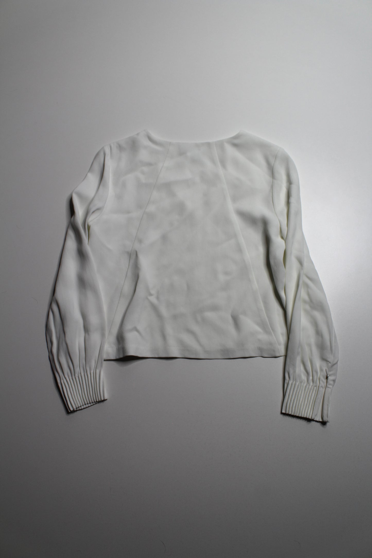 Club Monaco white v neck blouse, size xs