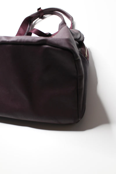 Lululemon bordeaux drama ‘om the day’ gym/weekend bag