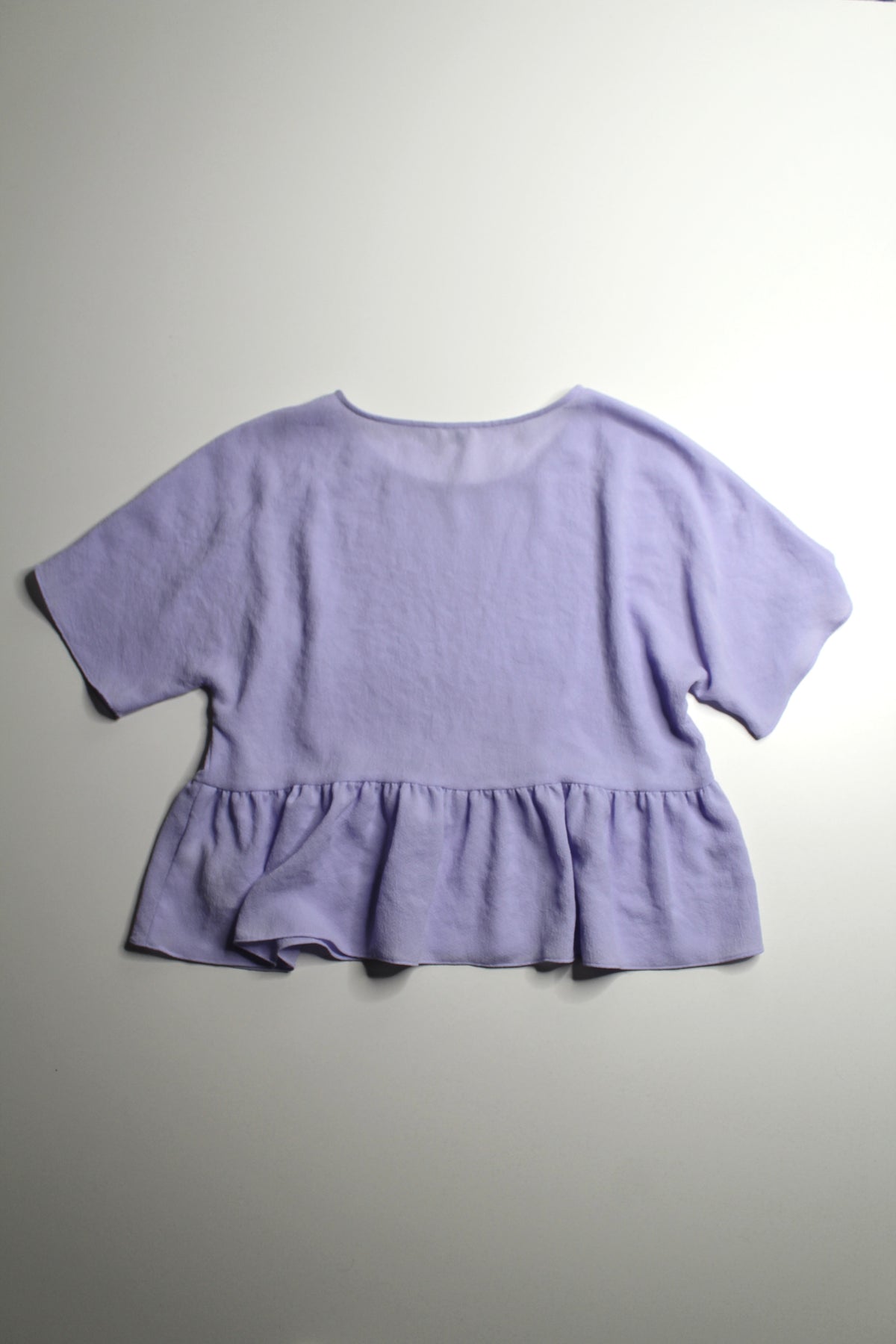Aritzia Wilfred lavender short sleeve peplum blouse, size xs (oversized flowy fit)