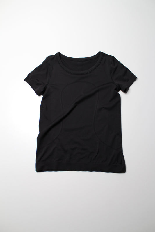 Lululemon black run swiftly short sleeve, size 6 *relaxed fit (additional 20% off)