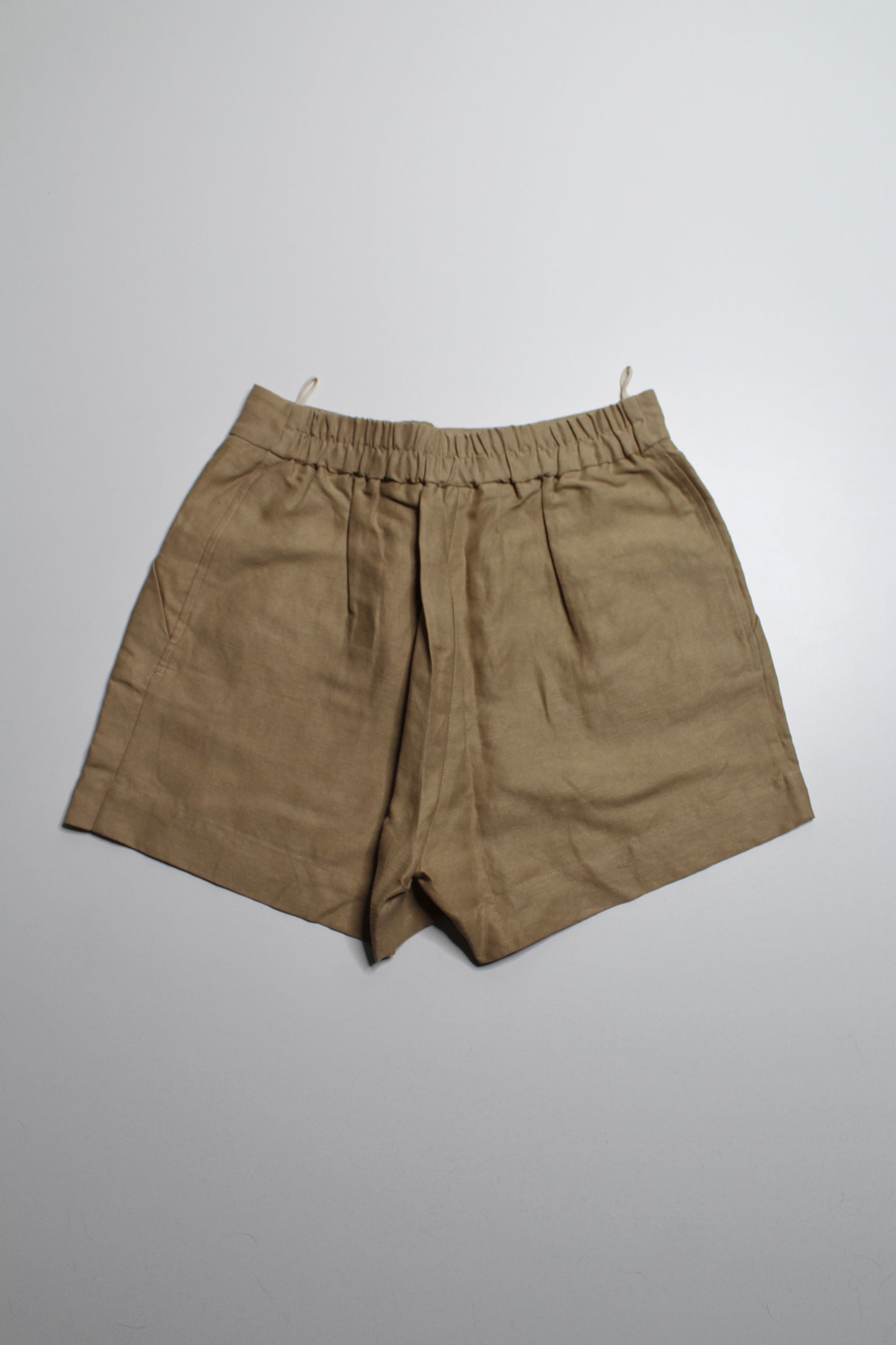 Aritzia Wilfred tan linen shorts, size 4