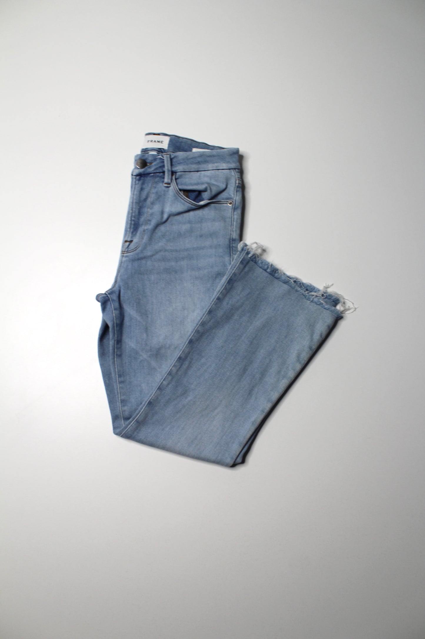 FRAME  light wash ‘le crop mini boot’ high rise denim jeans, size 27 (24”)
