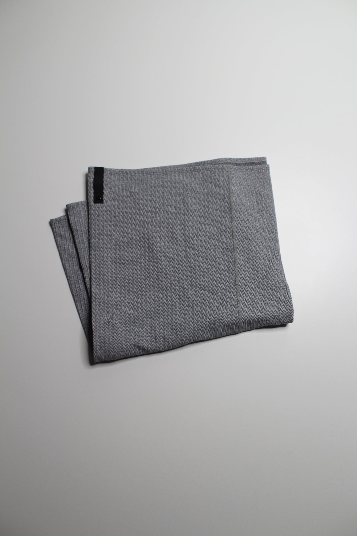 Lululemon vinyasa scarf