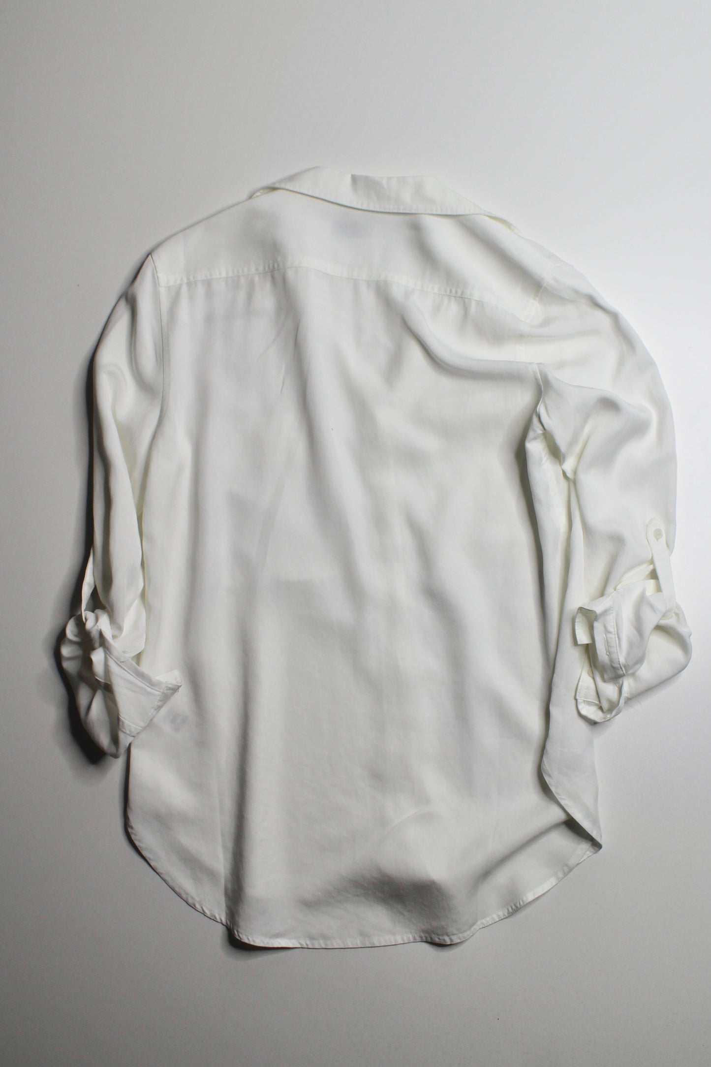 Aritzia Babaton white button up ‘utility’ long sleeve, size xs (loose fit) (ON HOLD)