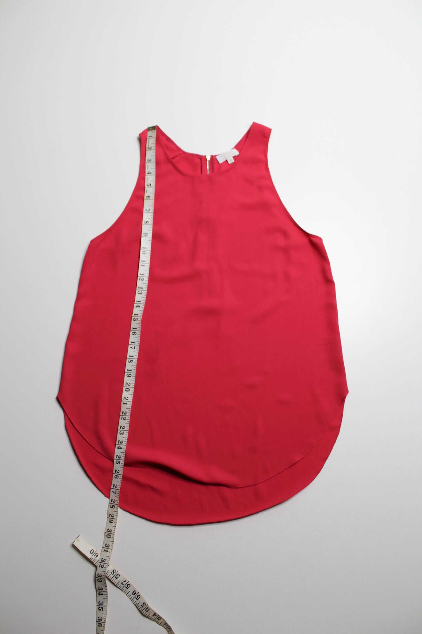 Aritzia Wilfred sleeveless blouse, size medium